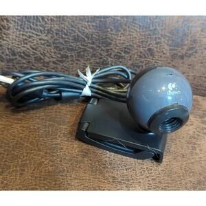 Logitech C200 Webcam V-U0011 (860-000277) Clip-on Black Good Condition * WORKS *